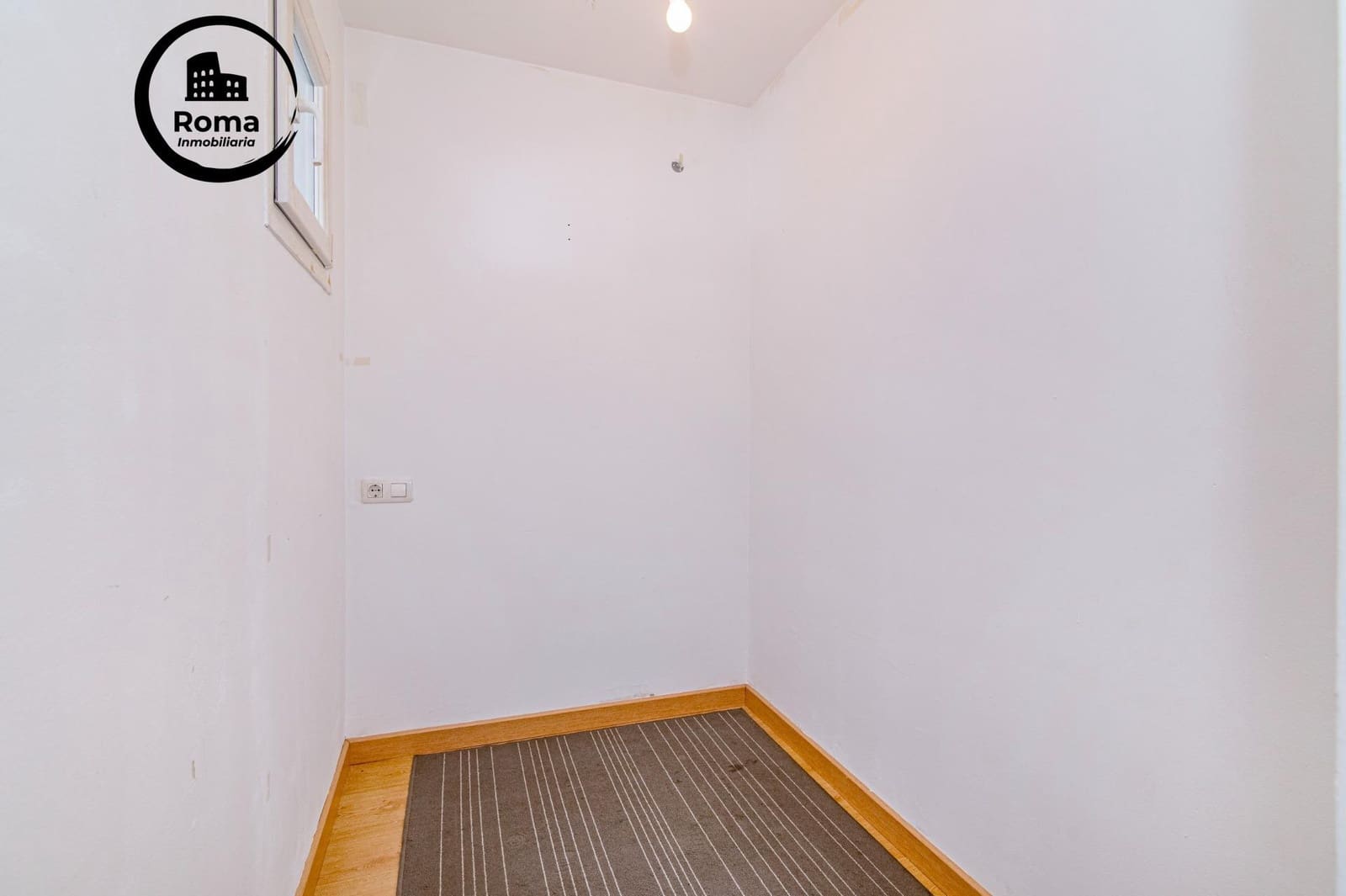 2 bedroom Flat for sale in Sierra Nevada with pool garage - € 168,000 (Ref: 9748135)