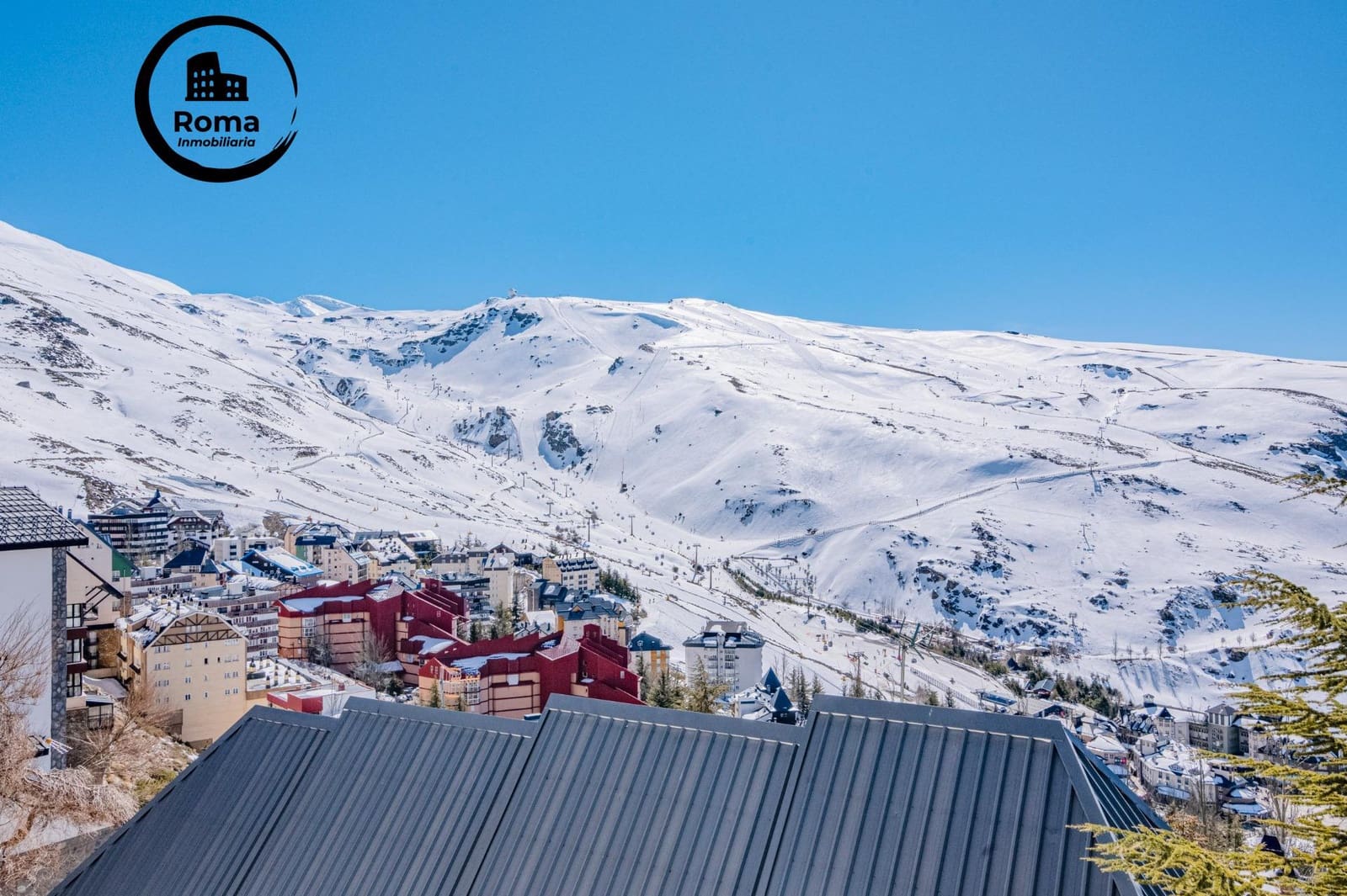 2 bedroom Flat for sale in Sierra Nevada with pool garage - € 168,000 (Ref: 9748135)