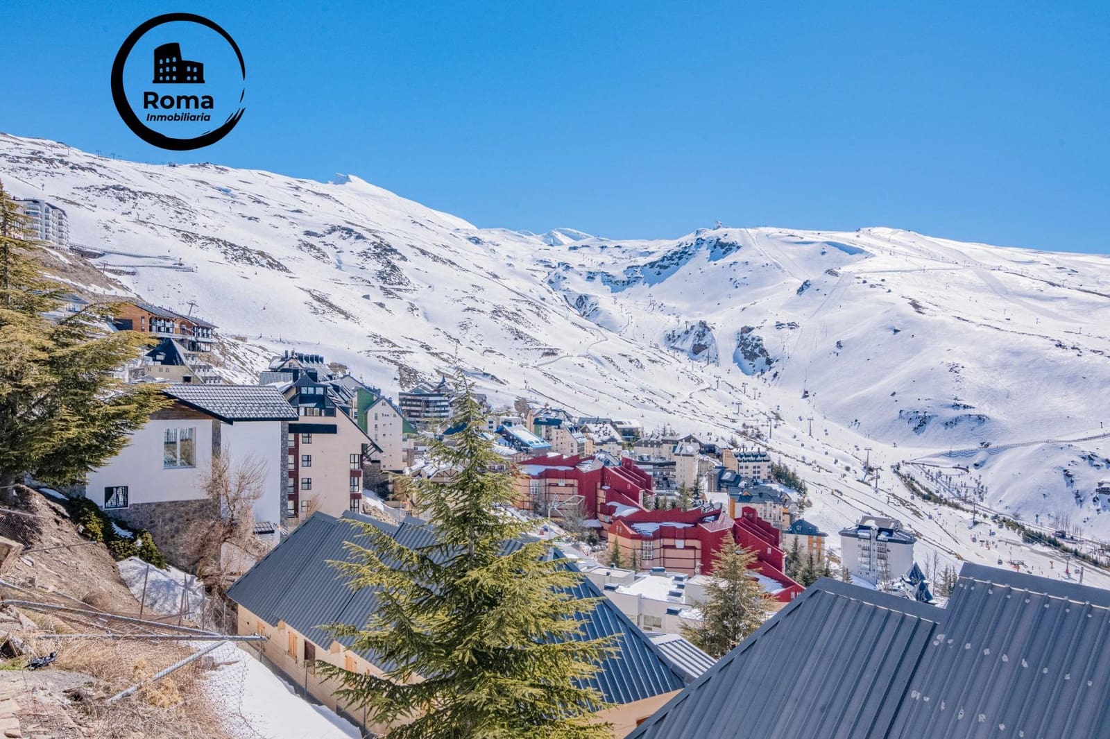 2 bedroom Flat for sale in Sierra Nevada with pool garage - € 168,000 (Ref: 9748135)