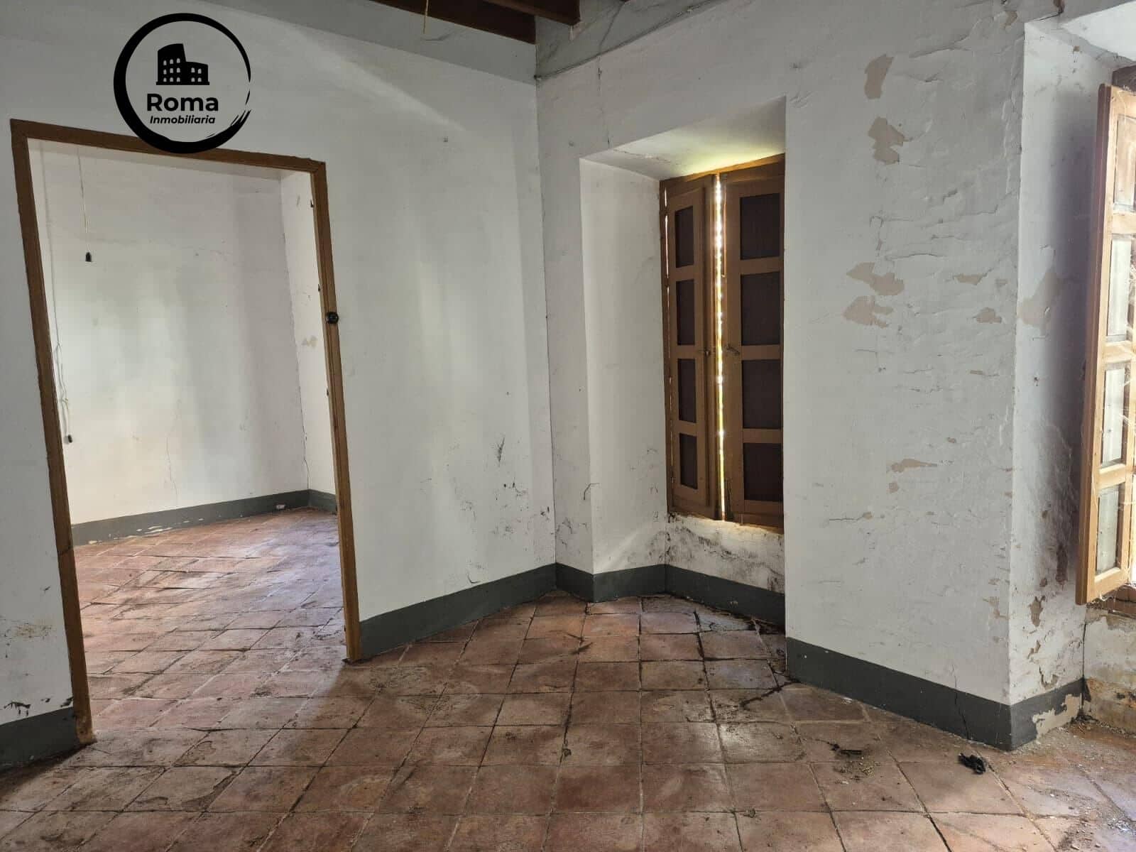 5 soveværelse Rækkehus til salg i Loja med garage - € 99.000 (Ref: 9748137)