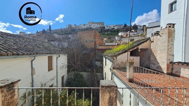 5 soveværelse Rækkehus til salg i Loja med garage - € 99.000 (Ref: 9748137)