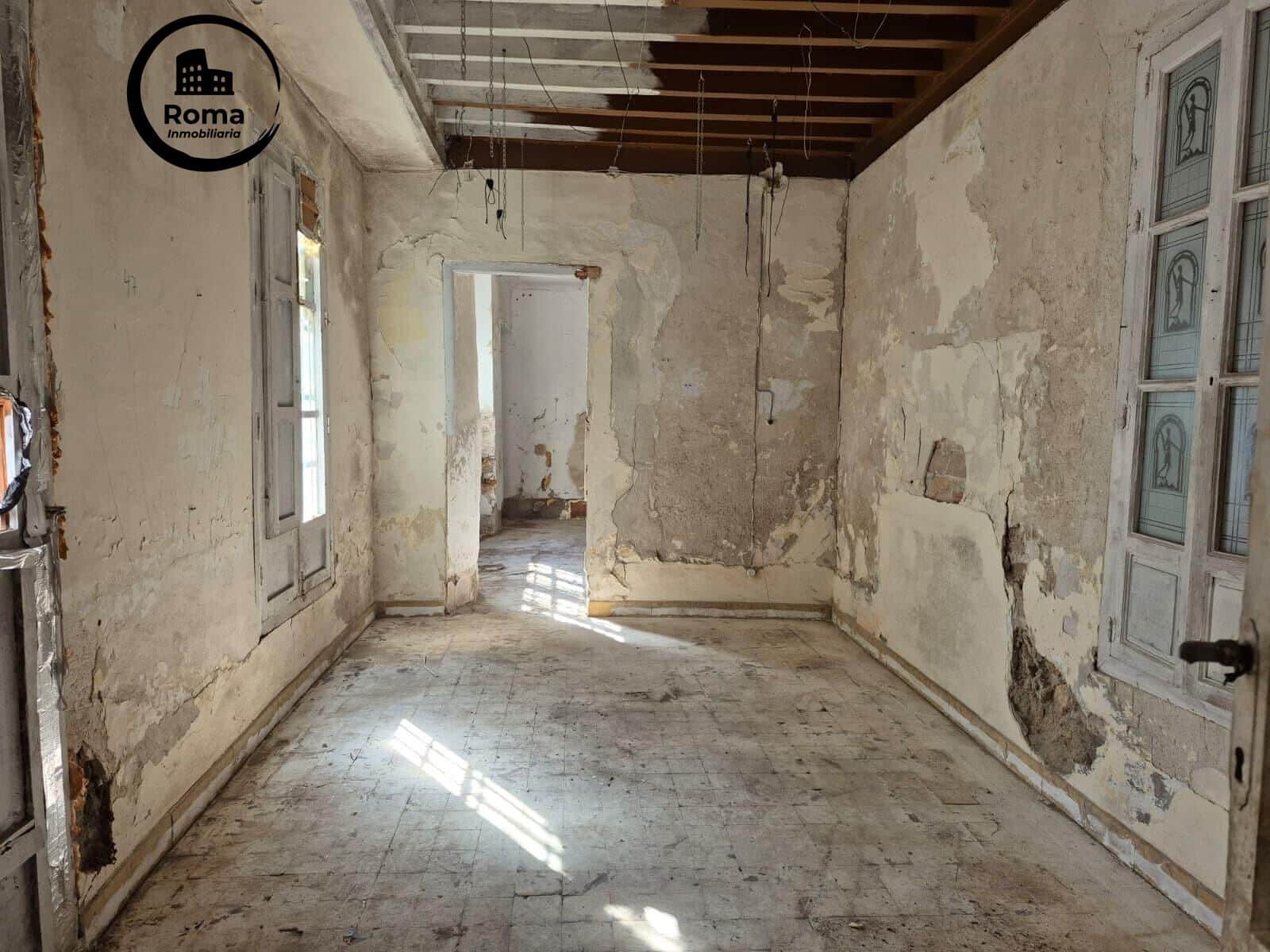 5 soveværelse Rækkehus til salg i Loja med garage - € 99.000 (Ref: 9748137)