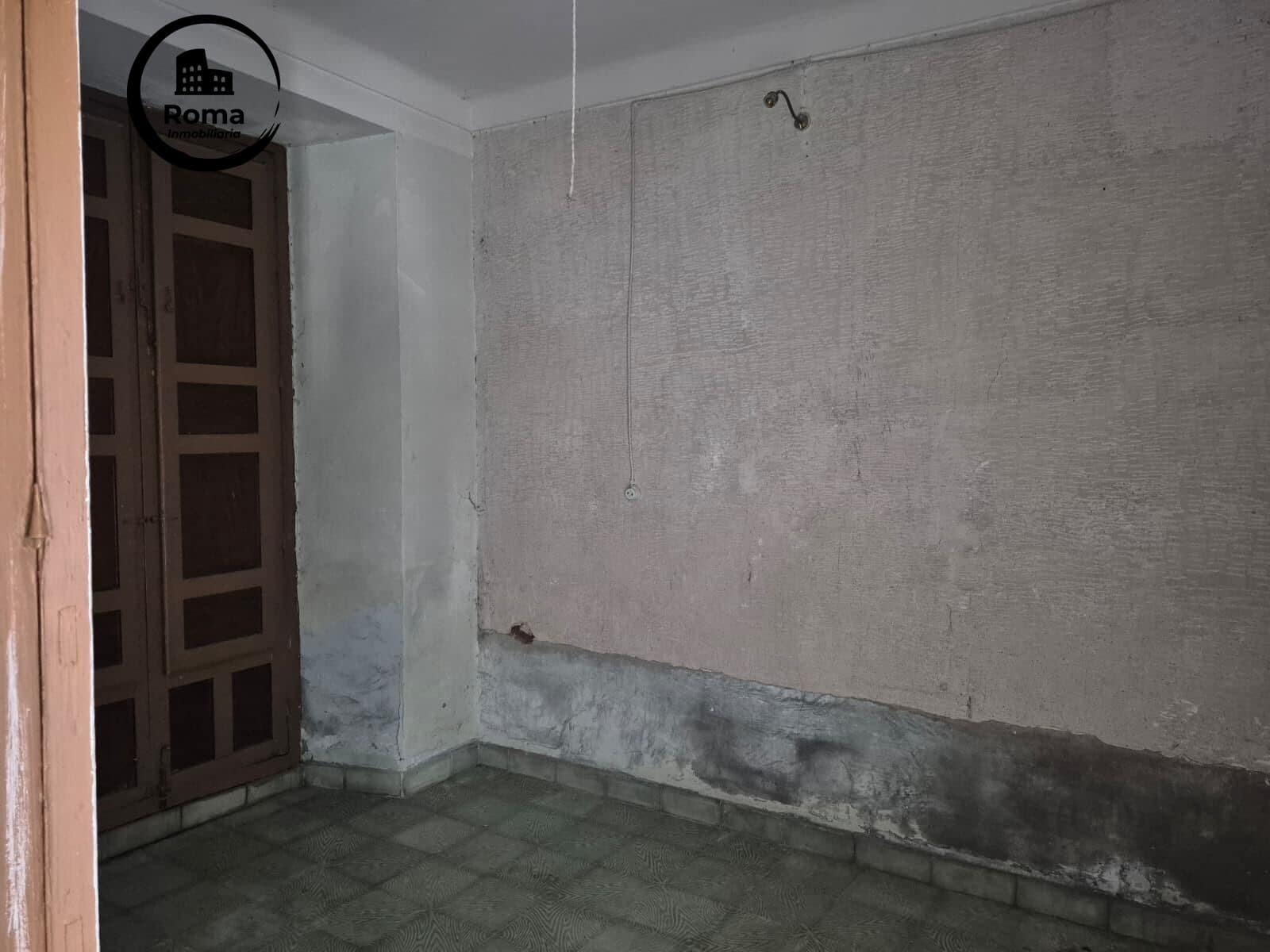 5 soveværelse Rækkehus til salg i Loja med garage - € 99.000 (Ref: 9748137)