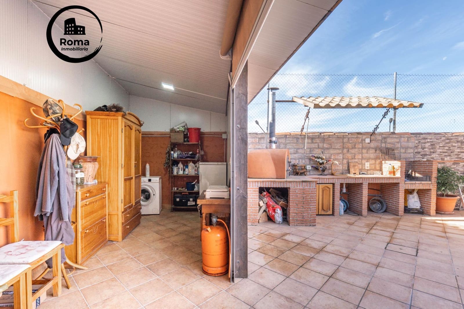 2 slaapkamer Villa te koop in Granada stad met zwembad garage - € 269.900 (Ref: 9748139)