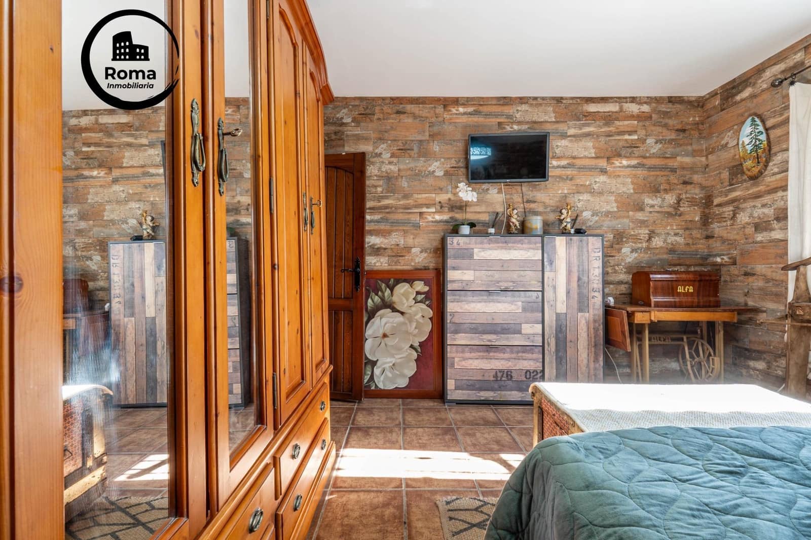 2 slaapkamer Villa te koop in Granada stad met zwembad garage - € 269.900 (Ref: 9748139)