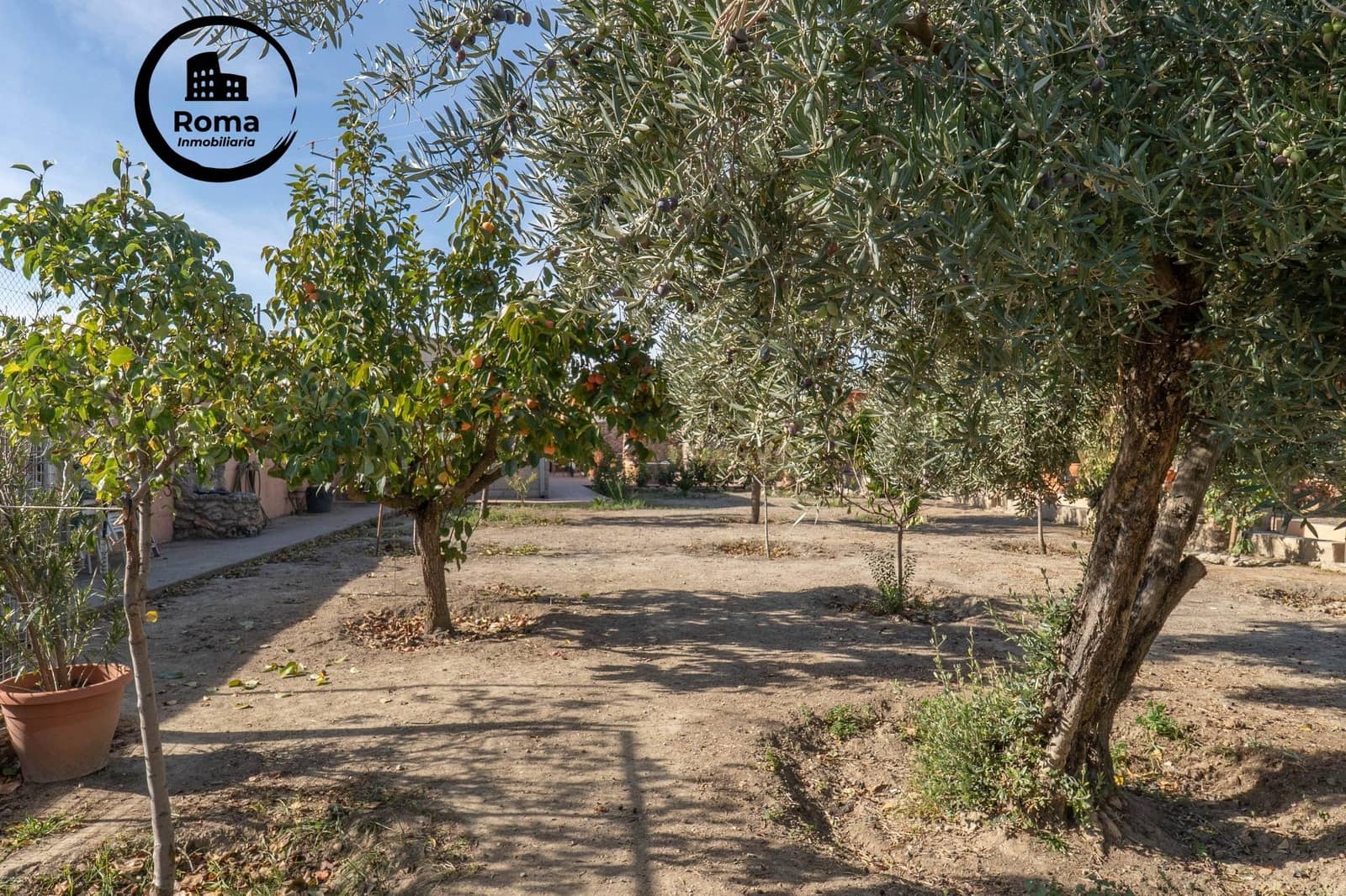 2 slaapkamer Villa te koop in Granada stad met zwembad garage - € 269.900 (Ref: 9748139)