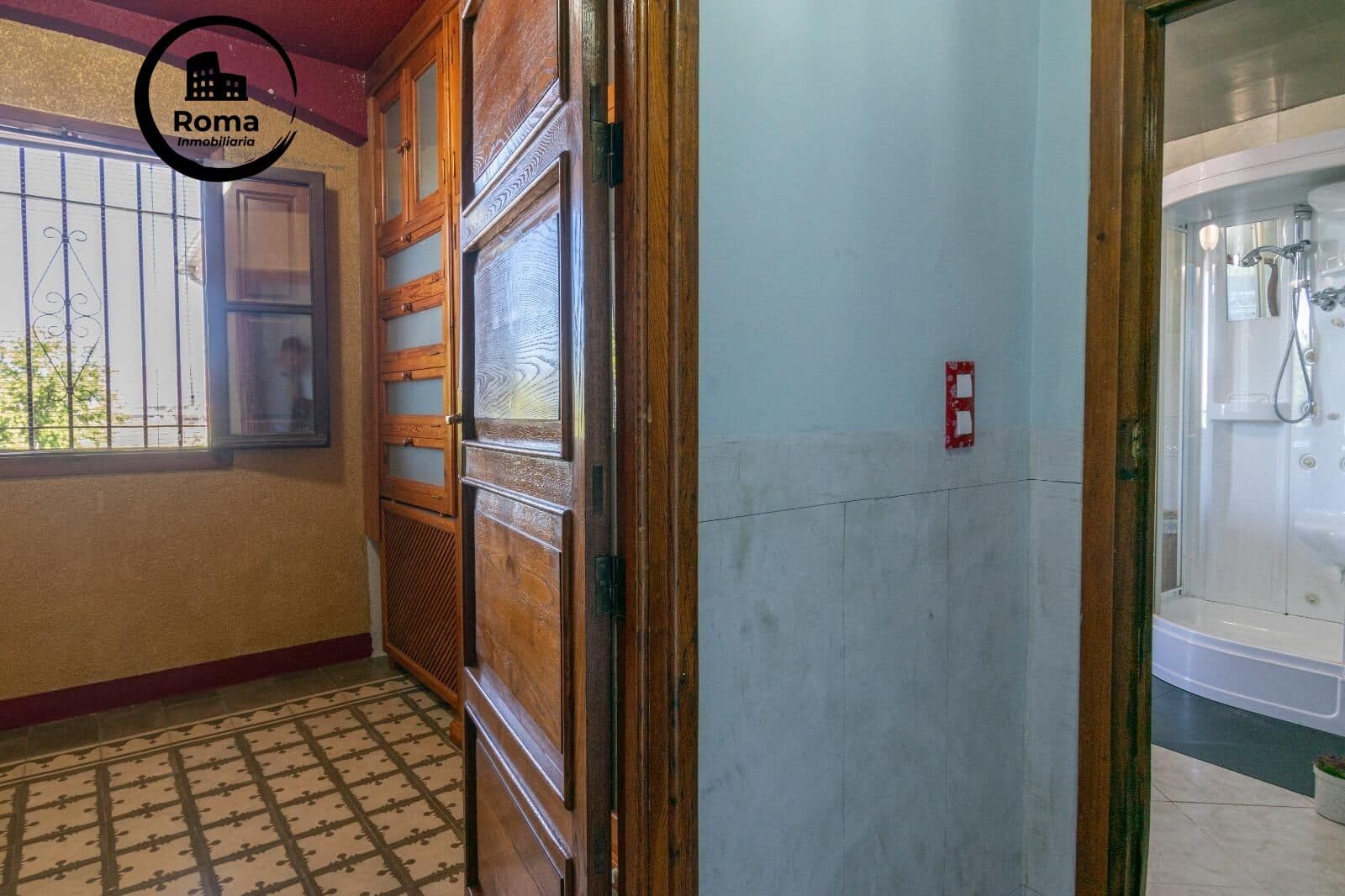 5 slaapkamer Villa te koop in Granada stad met zwembad - € 350.000 (Ref: 9748146)