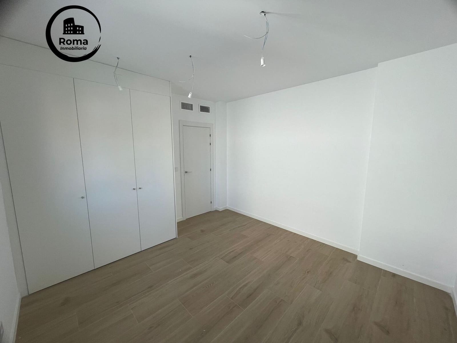 5 soverom Villa til salgs i Alhendin med svømmebasseng garasje - € 450 000 (Ref: 9752156)