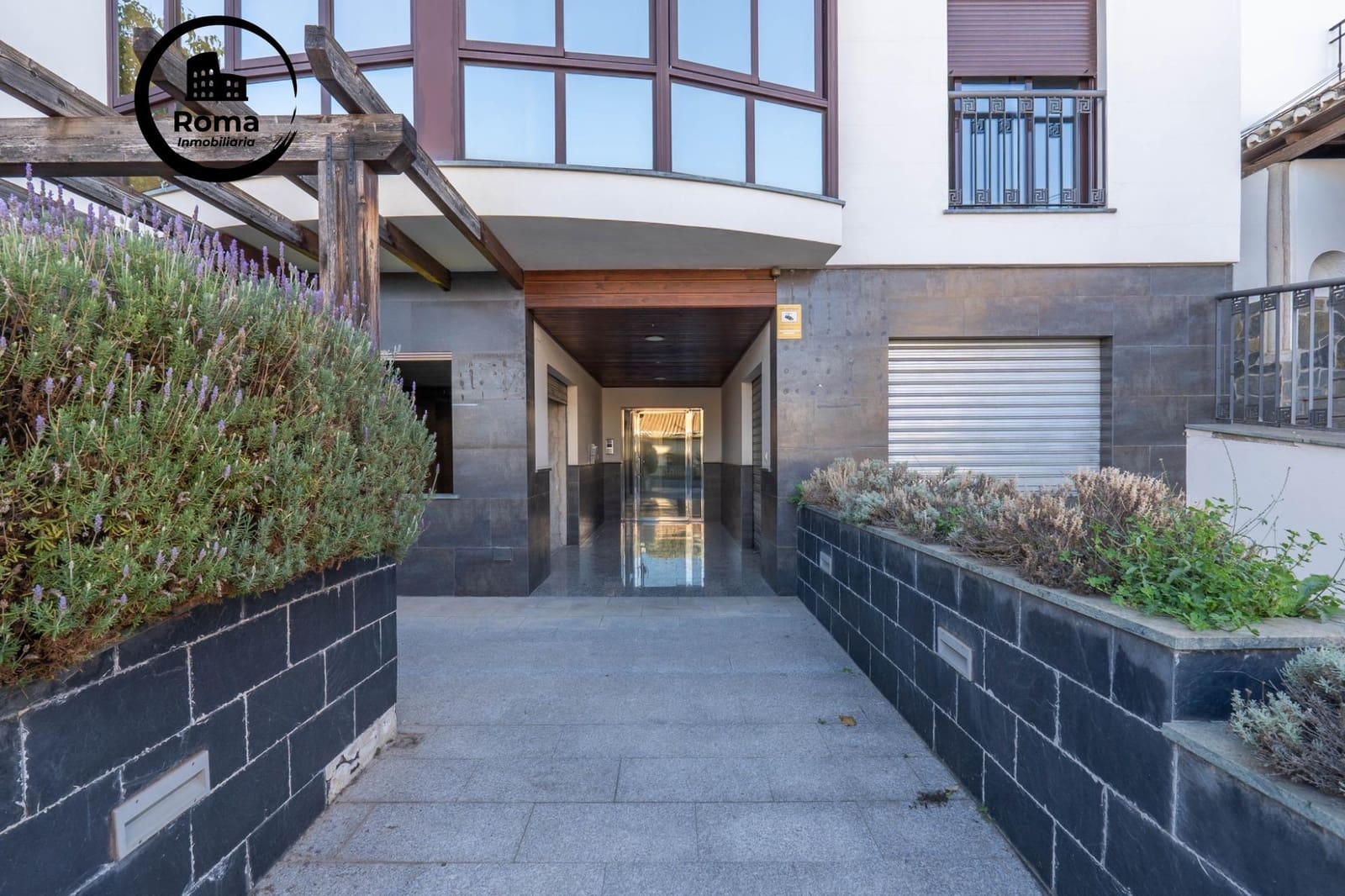 Kommersiell til salgs i Cajar - € 95 000 (Ref: 9752158)