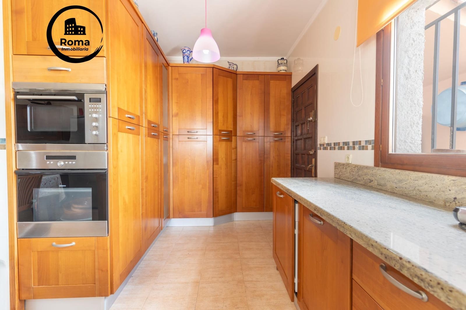 4 bedroom Villa for sale in Motril with pool garage - € 595,000 (Ref: 9755830)