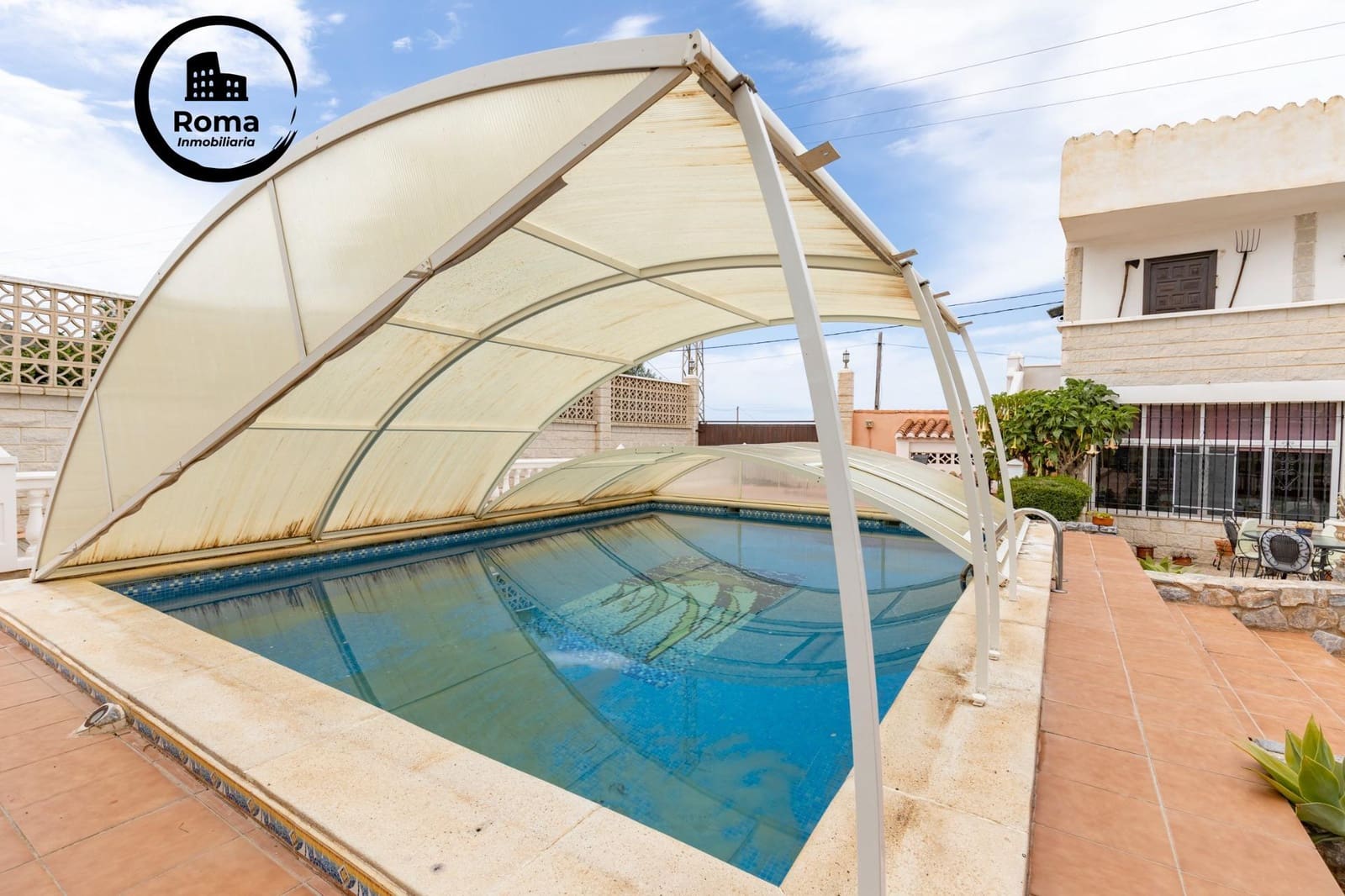 4 bedroom Villa for sale in Motril with pool garage - € 595,000 (Ref: 9755830)