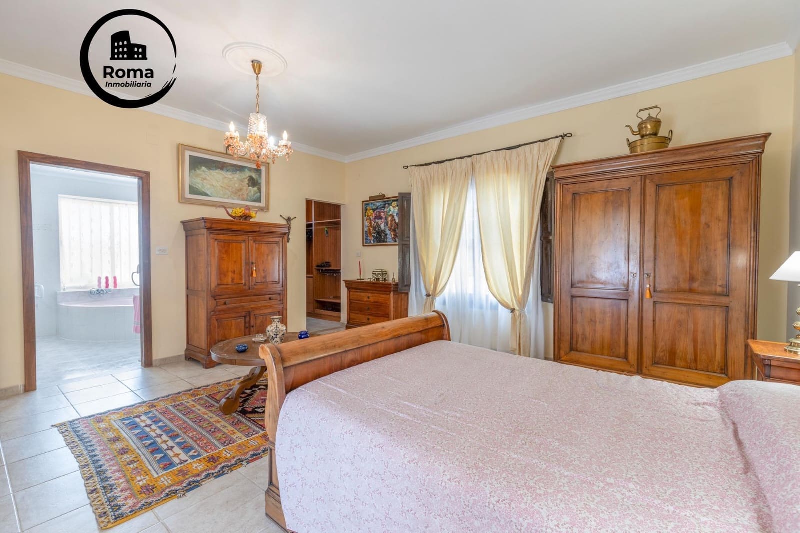 4 bedroom Villa for sale in Motril with pool garage - € 595,000 (Ref: 9755830)