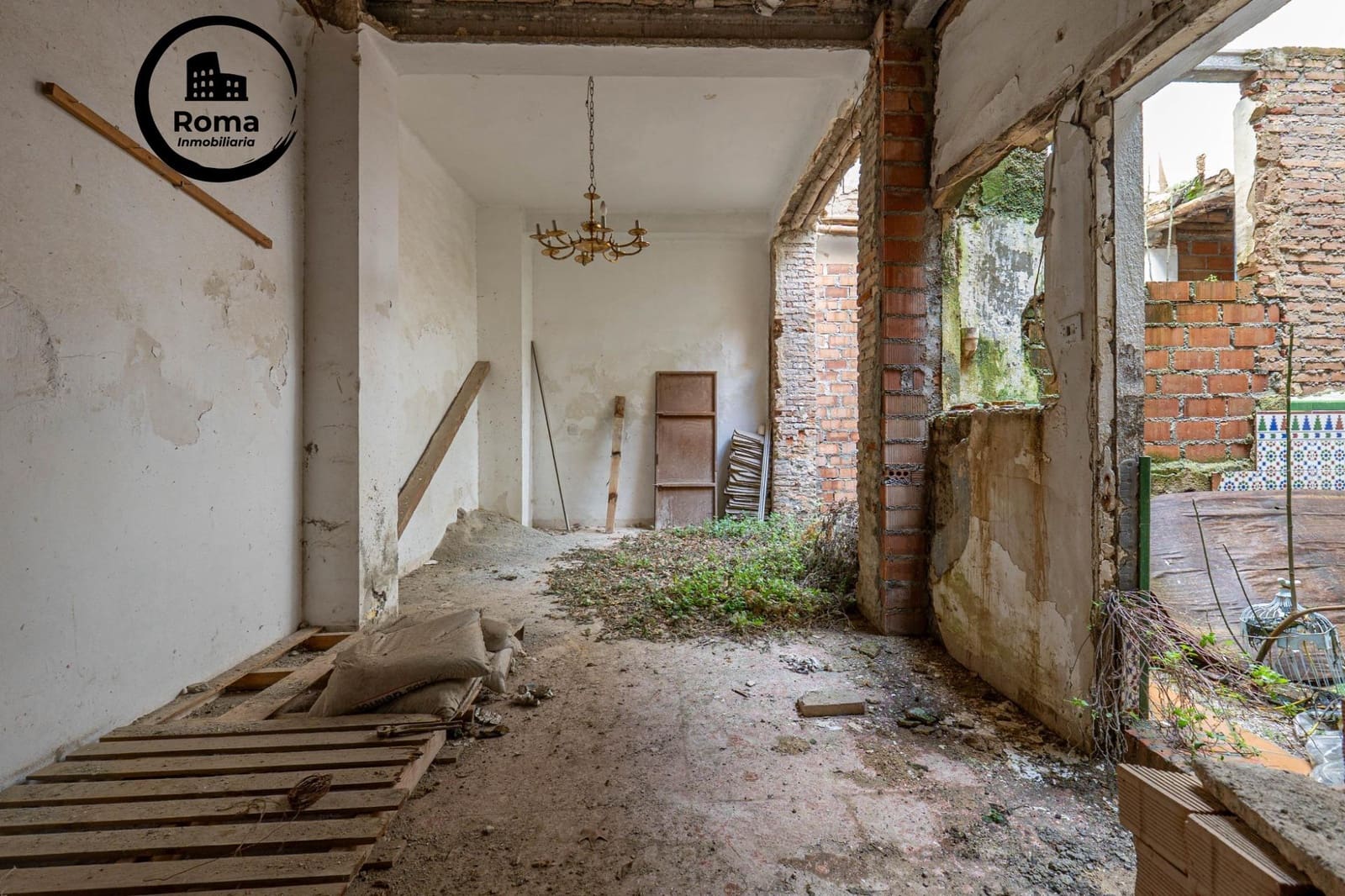 2 slaapkamer Rijtjeshuis te koop in Granada stad - € 210.000 (Ref: 9755834)