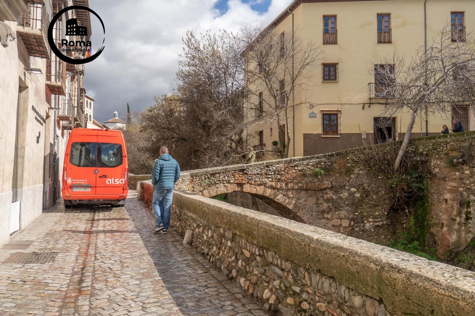 2 slaapkamer Rijtjeshuis te koop in Granada stad - € 210.000 (Ref: 9755834)