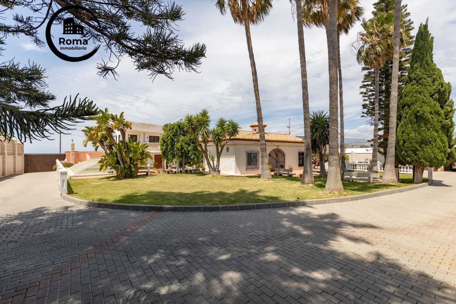 4 chambre Villa/Maison à vendre à Motril avec piscine garage - 595 000 € (Ref: 9755835)