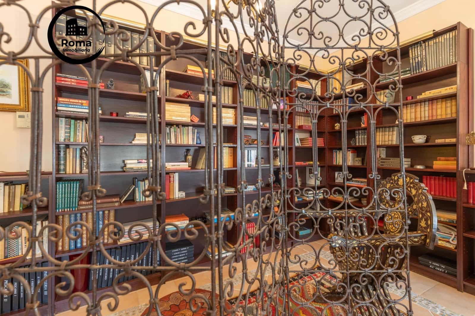 4 chambre Villa/Maison à vendre à Motril avec piscine garage - 595 000 € (Ref: 9755835)