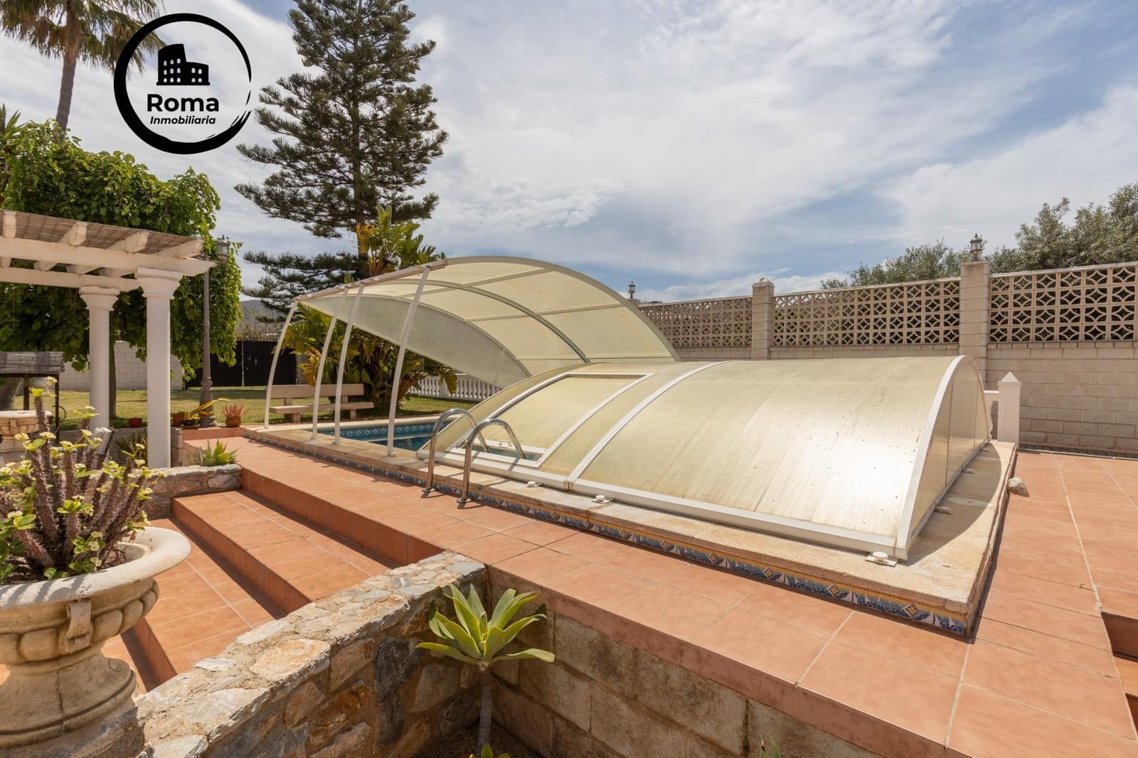 4 chambre Villa/Maison à vendre à Motril avec piscine garage - 595 000 € (Ref: 9755835)