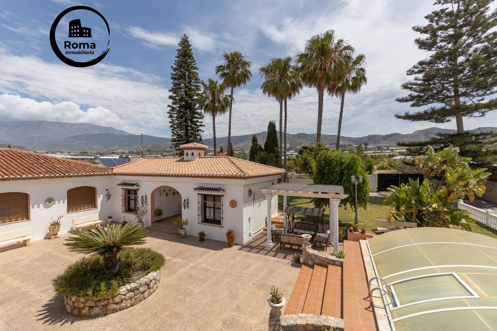 4 chambre Villa/Maison à vendre à Motril avec piscine garage - 595 000 € (Ref: 9755835)