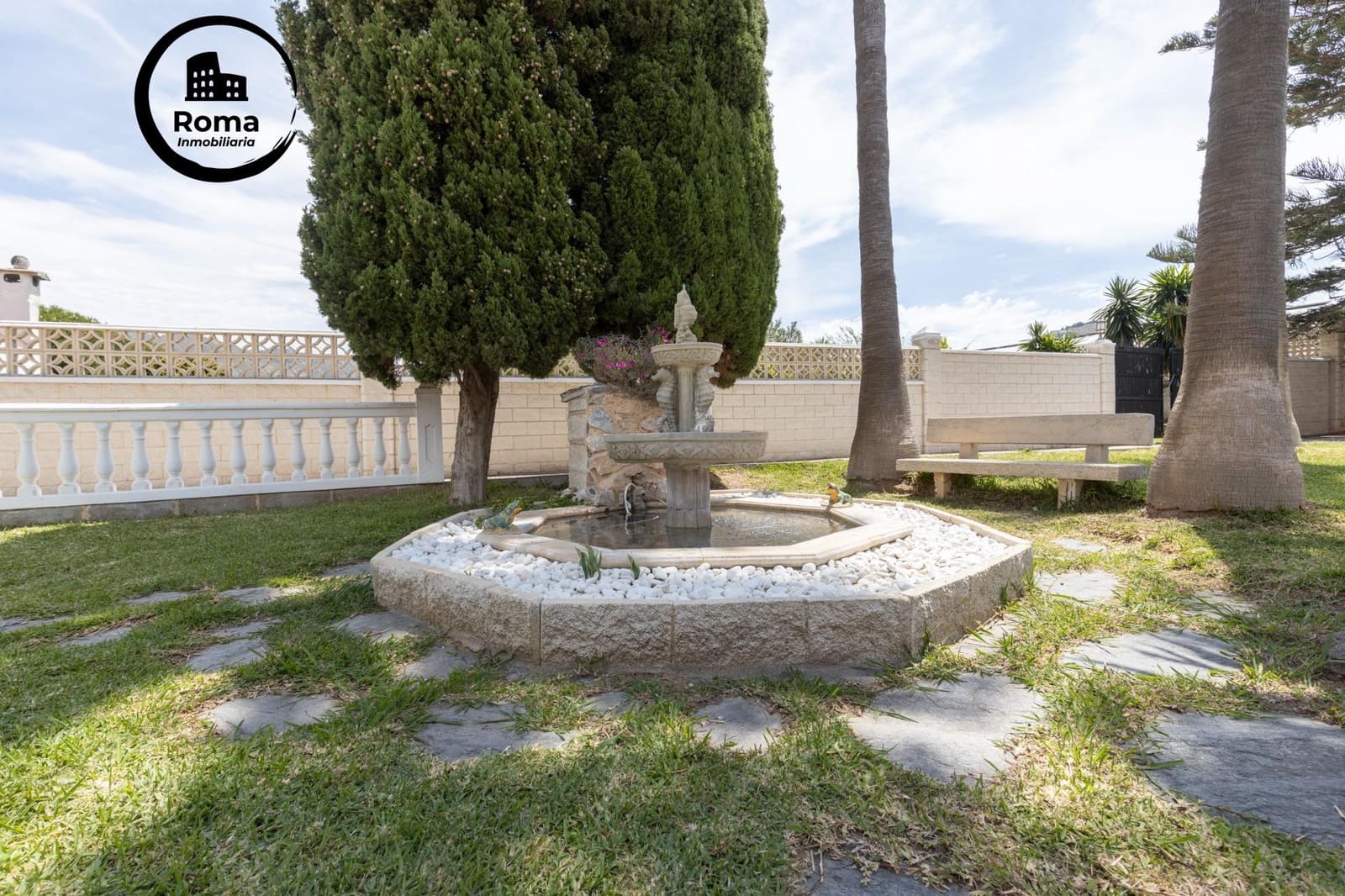 4 chambre Villa/Maison à vendre à Motril avec piscine garage - 595 000 € (Ref: 9755835)