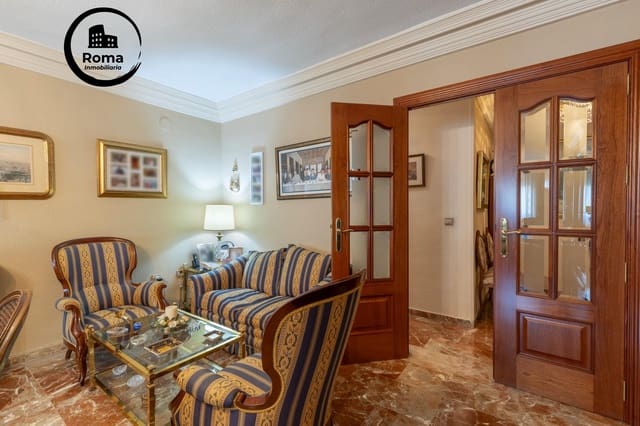 5 soveværelse Lejlighed til salg i Centro, Granada by - € 395.000 (Ref: 9755838)