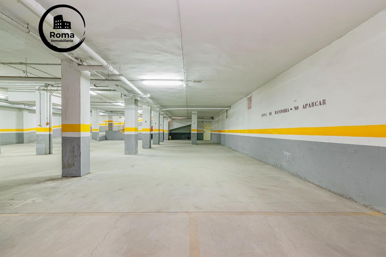 Virksomhed til salg i Granada by med garage - € 350.000 (Ref: 9755839)