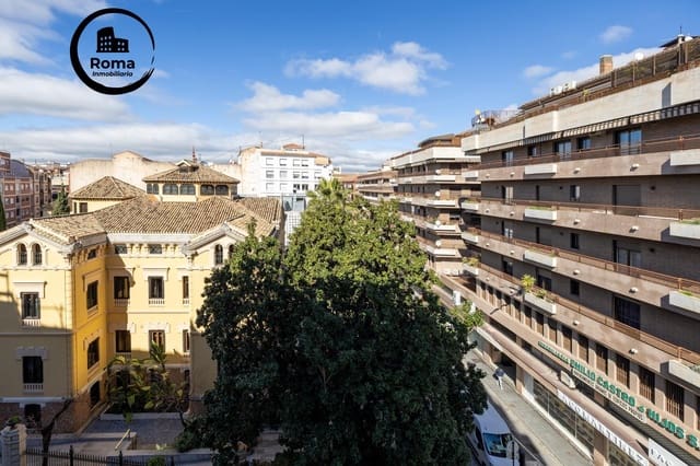 2 soveværelse Lejlighed til salg i Centro, Granada by - € 360.000 (Ref: 9755842)