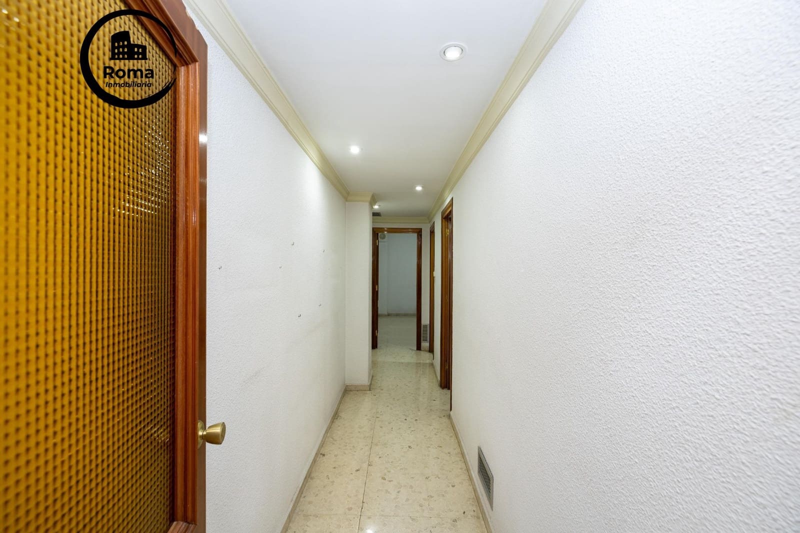 4 slaapkamer Flat te koop in Granada stad - € 415.000 (Ref: 9755845)
