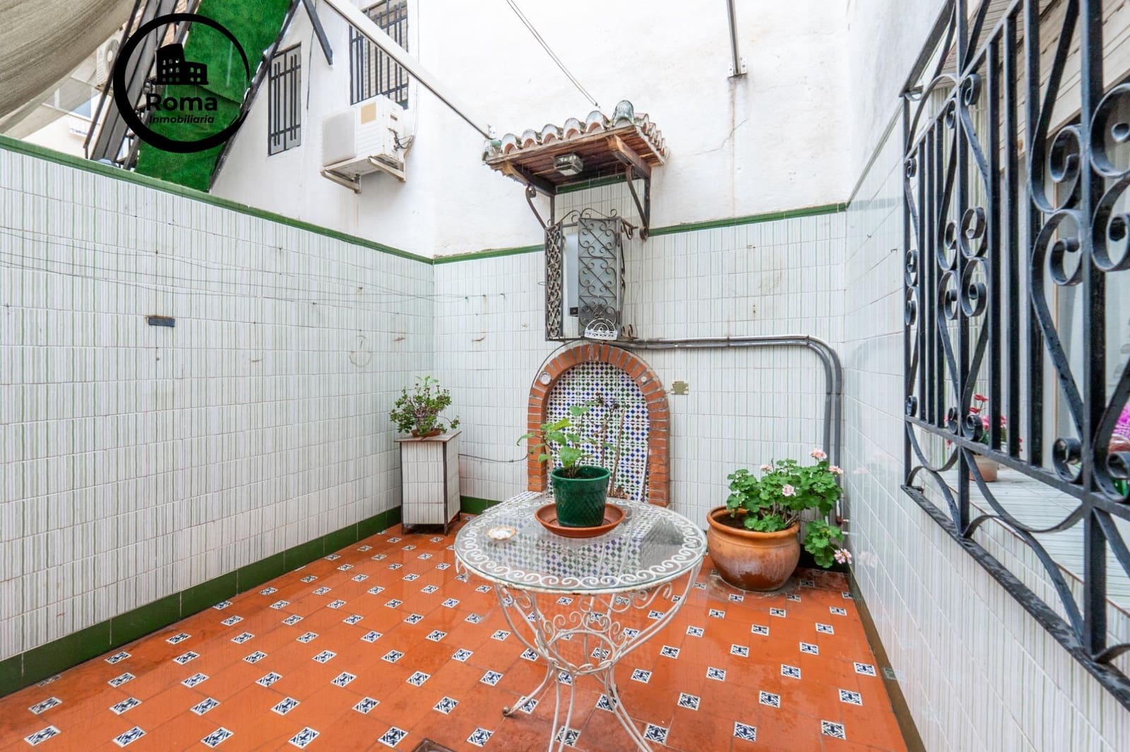 6 sypialnia Dom na sprzedaż w Miasto Grenada - 300 000 € (Ref: 9755853)