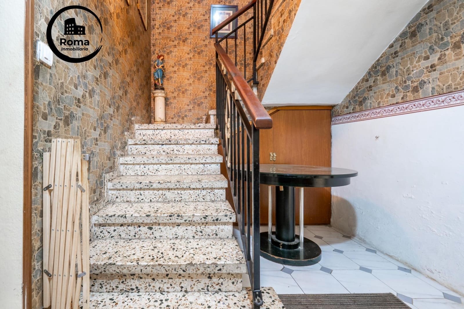 6 sypialnia Dom na sprzedaż w Miasto Grenada - 300 000 € (Ref: 9755853)