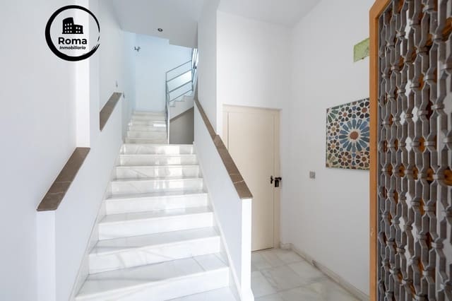 4 soverom Leilighet til salgs i La Zubia med garasje - € 392 000 (Ref: 9758188)