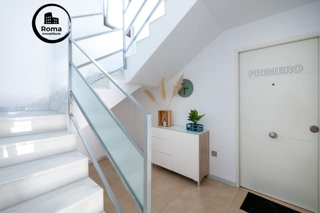 4 soverom Leilighet til salgs i La Zubia med garasje - € 392 000 (Ref: 9758188)