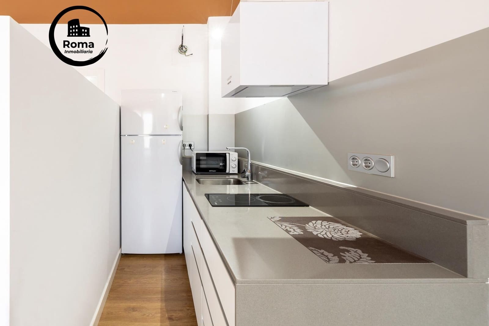 4 soverom Leilighet til salgs i La Zubia med garasje - € 392 000 (Ref: 9758188)