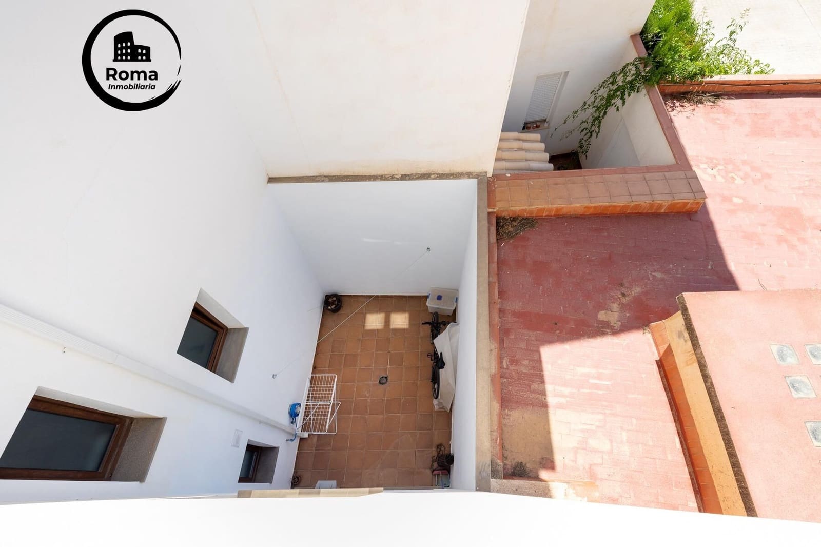 4 soverom Leilighet til salgs i La Zubia med garasje - € 392 000 (Ref: 9758188)