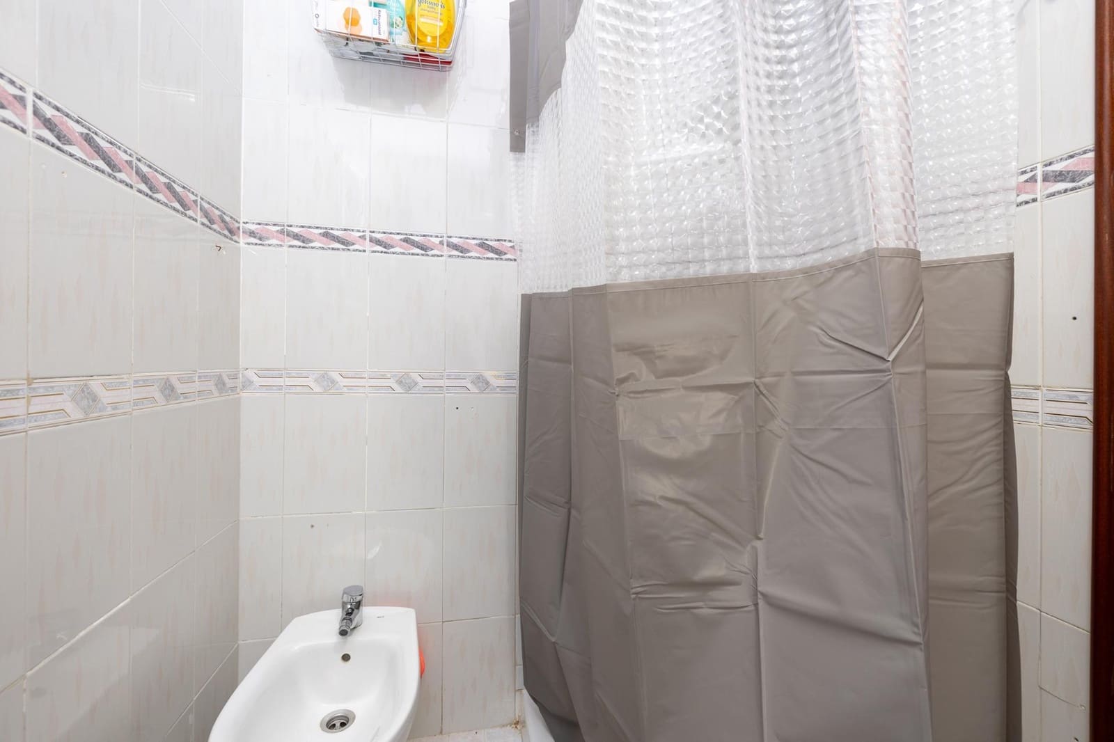 3 bedroom Flat for sale in Granada city - € 148,000 (Ref: 9759098)