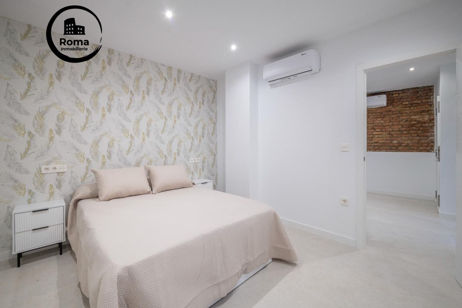 2 bedroom Flat for sale in Granada city - € 175,000 (Ref: 9759099)