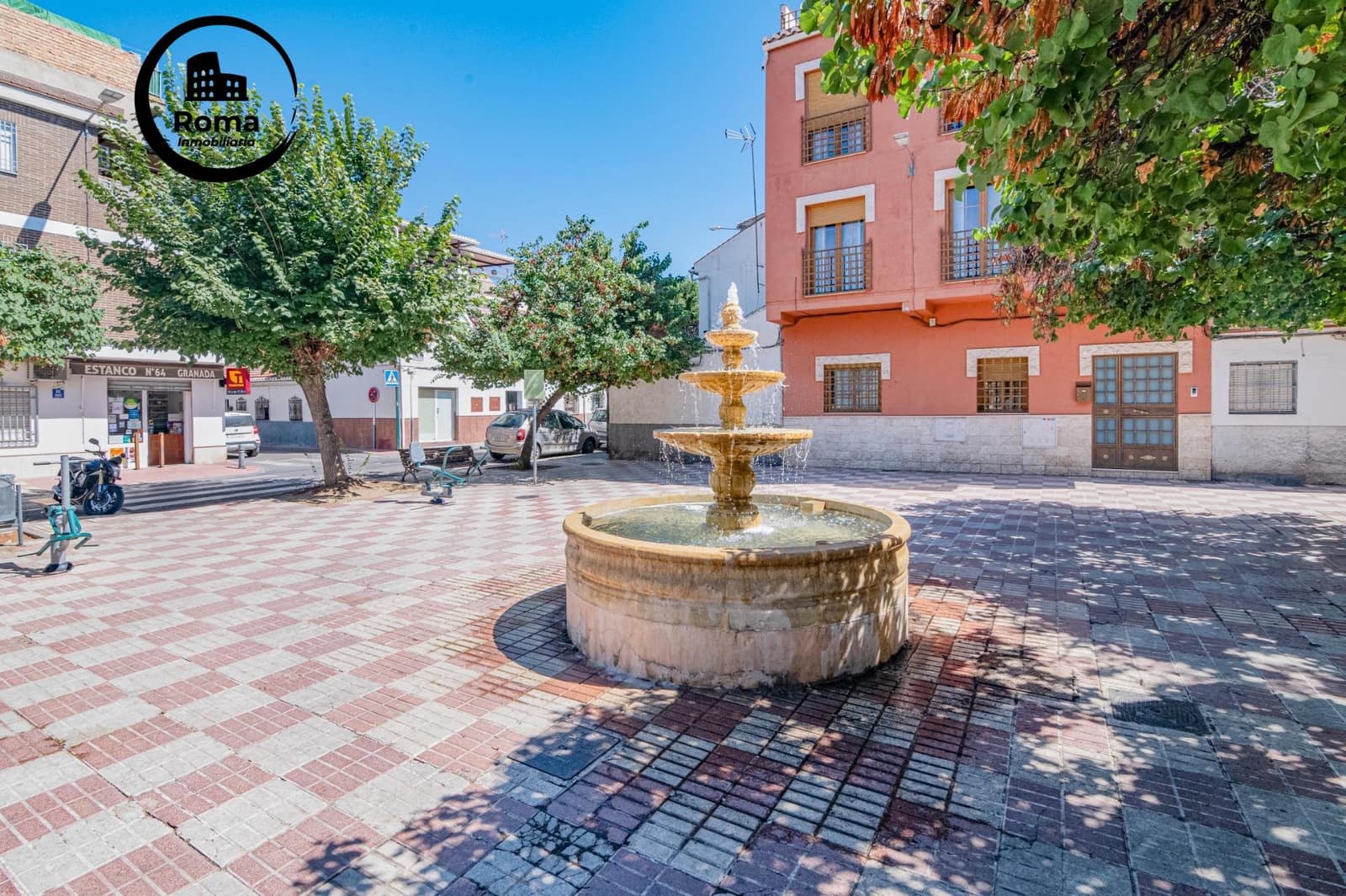 6 soveværelse Rækkehus til salg i Granada by - € 385.000 (Ref: 9759100)