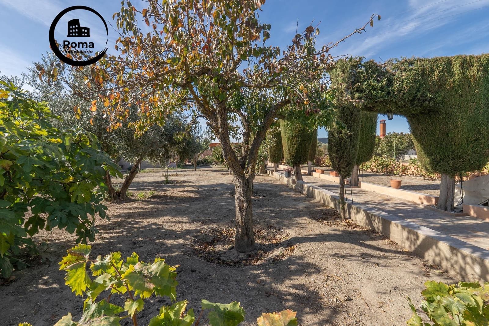 2 soverom Villa til salgs i Granada by med svømmebasseng garasje - € 269 900 (Ref: 9759110)