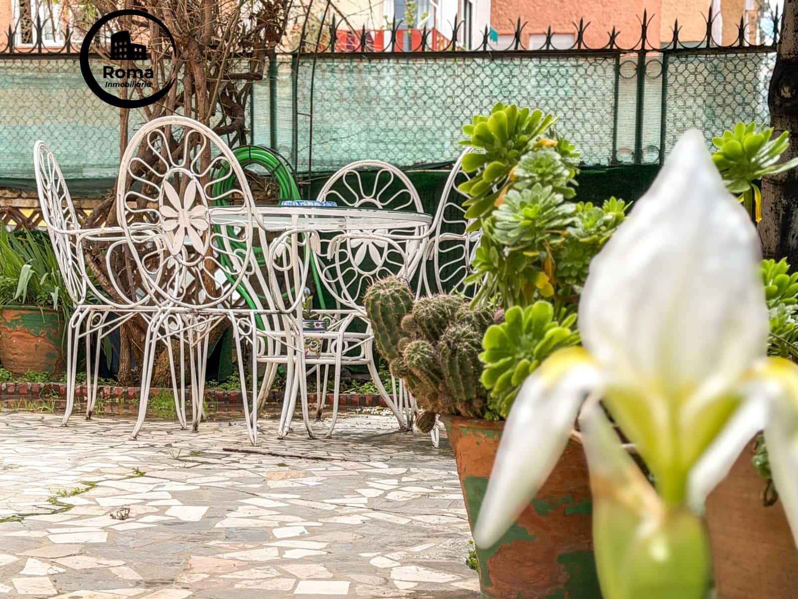 6 soverom Kjedet enebolig til salgs i Granada by med garasje - € 595 000 (Ref: 9759115)