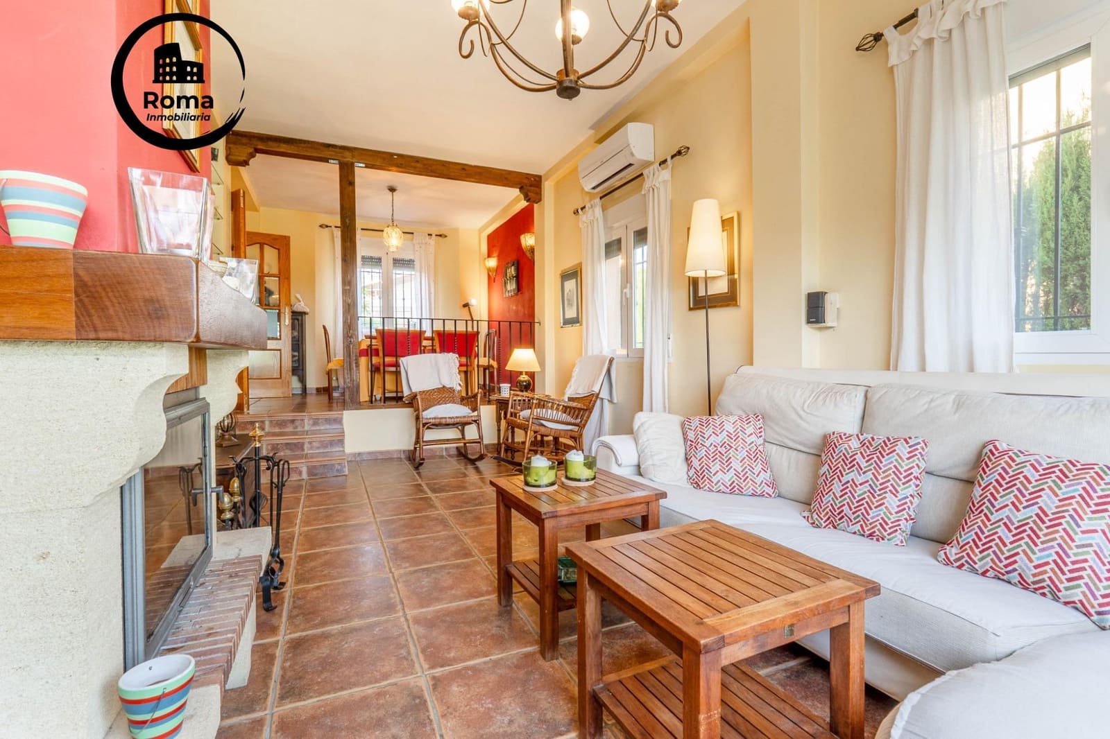 3 bedroom Villa for sale in La Zubia with pool garage - € 350,000 (Ref: 9773199)