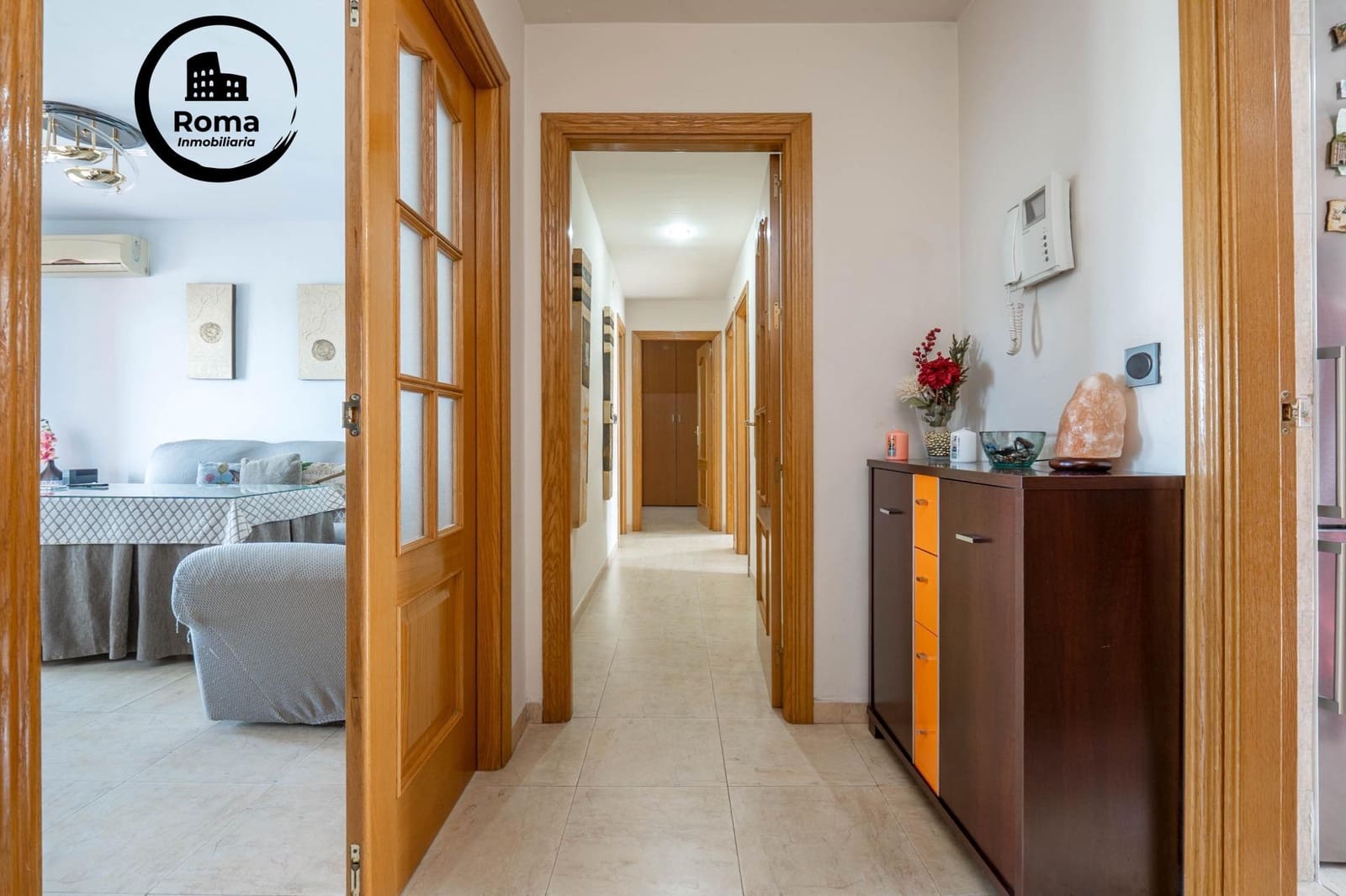 3 bedroom Flat for sale in Granada city with garage - € 240,000 (Ref: 9773202)