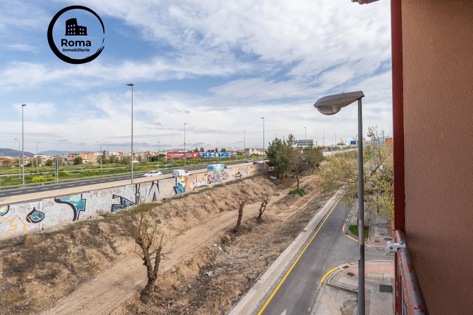 3 bedroom Flat for sale in Granada city with garage - € 240,000 (Ref: 9773202)