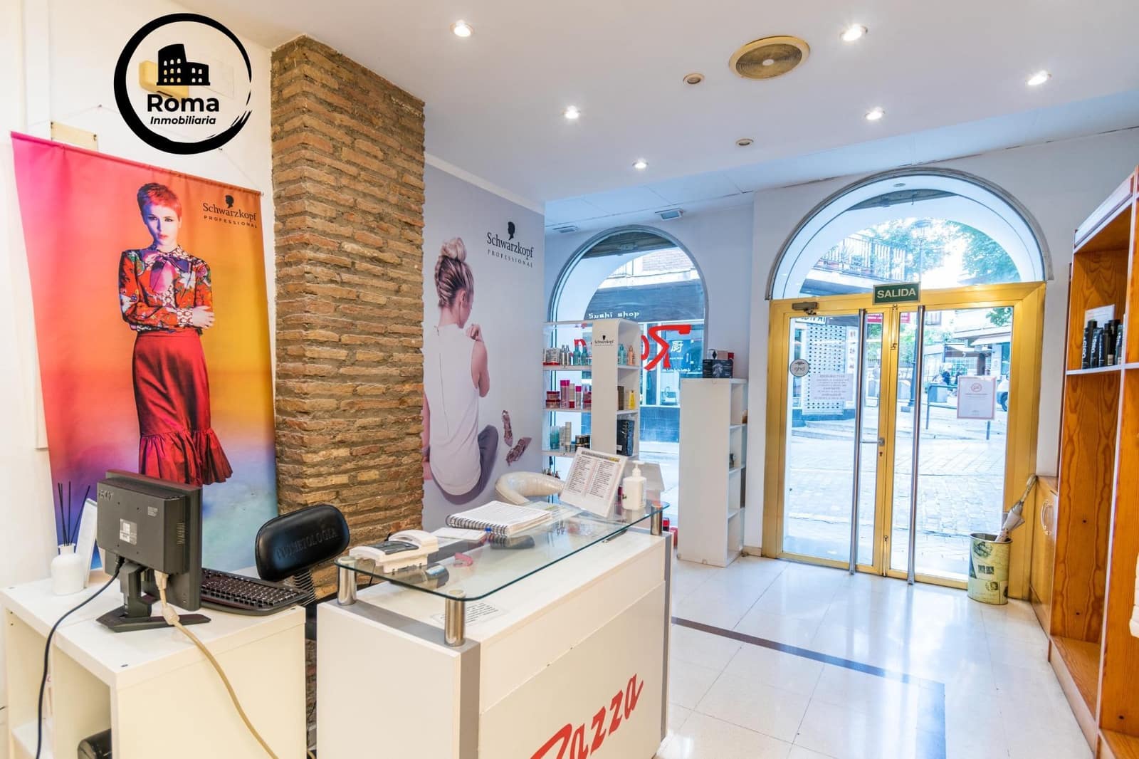 Commercial for sale in Granada city - € 440,000 (Ref: 9773207)