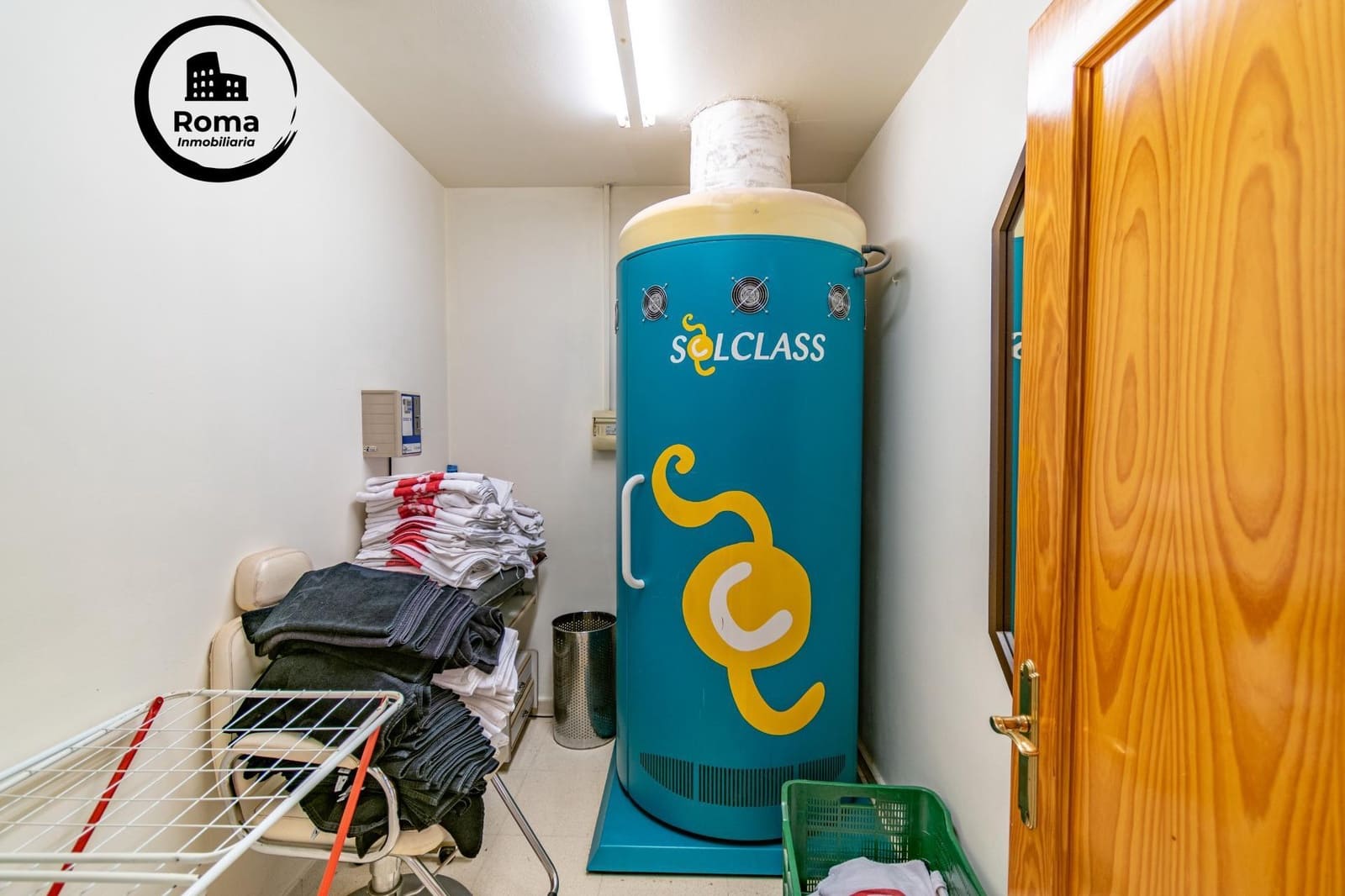 Commercial for sale in Granada city - € 440,000 (Ref: 9773207)