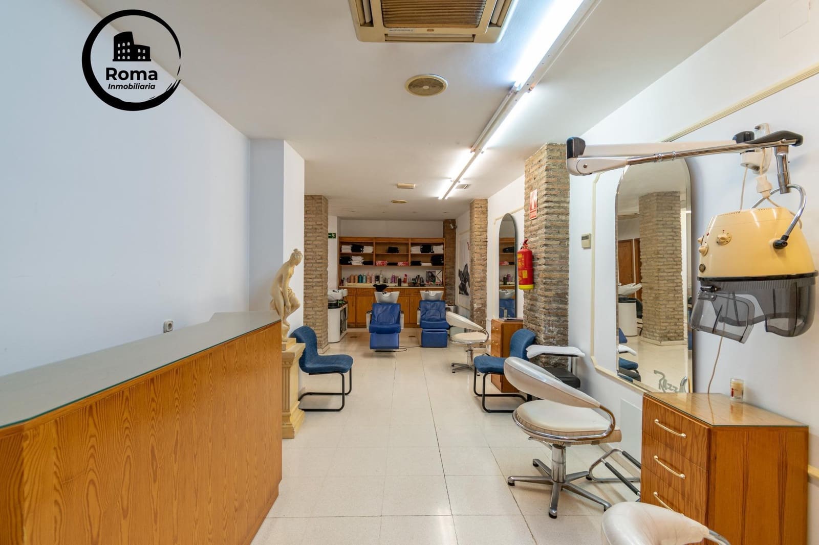 Commercial for sale in Granada city - € 440,000 (Ref: 9773207)