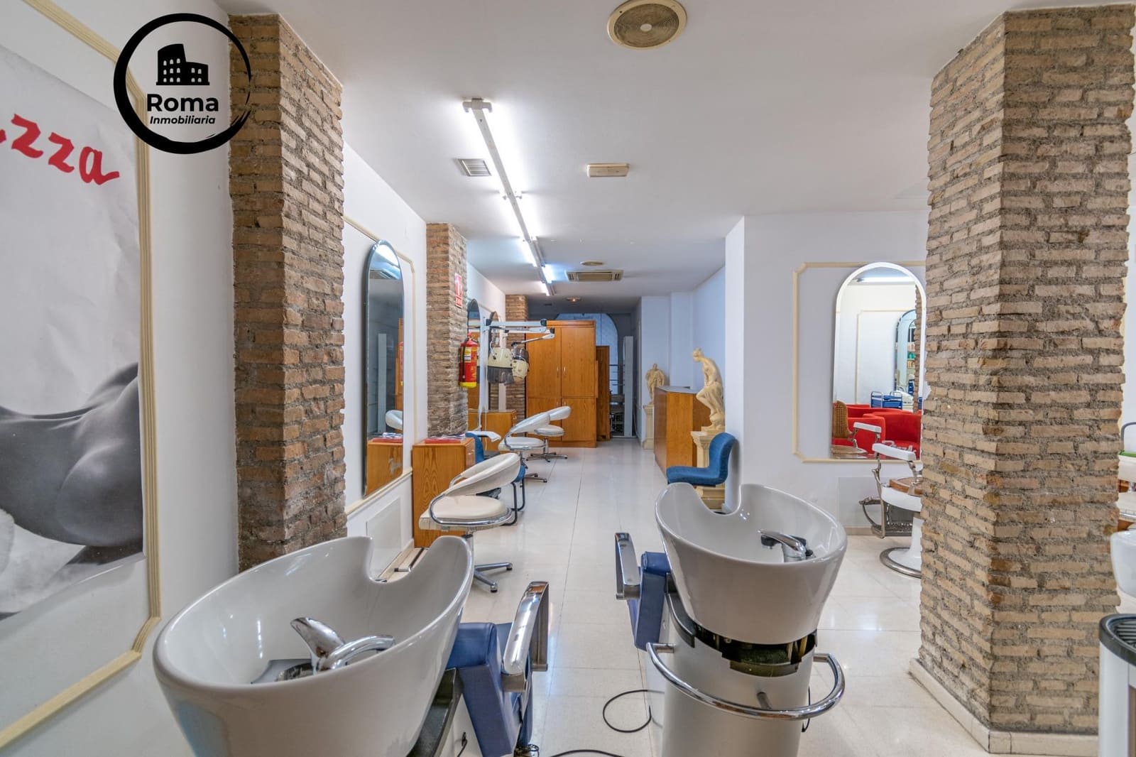 Commercial for sale in Granada city - € 440,000 (Ref: 9773207)