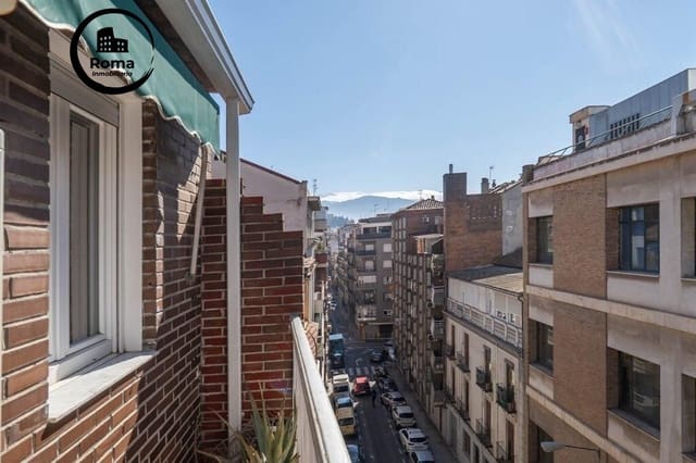 4 sovrum Takvåning till salu i Granada stad - 419 000 € (Ref: 9773210)