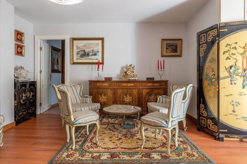 4 sovrum Takvåning till salu i Granada stad - 419 000 € (Ref: 9773213)