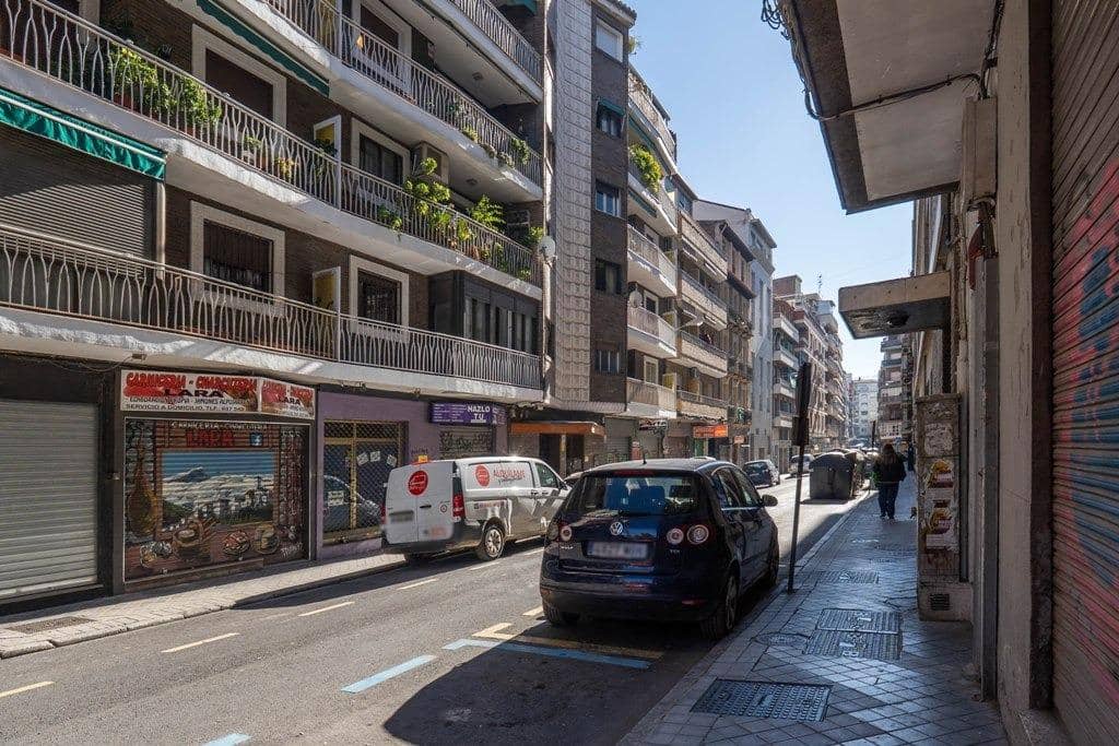 4 sovrum Takvåning till salu i Granada stad - 419 000 € (Ref: 9773213)