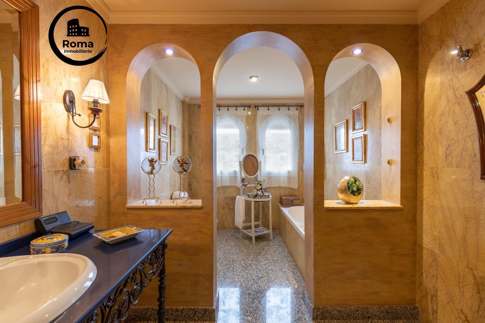 4 bedroom Villa for sale in Atarfe - € 380,000 (Ref: 9773219)