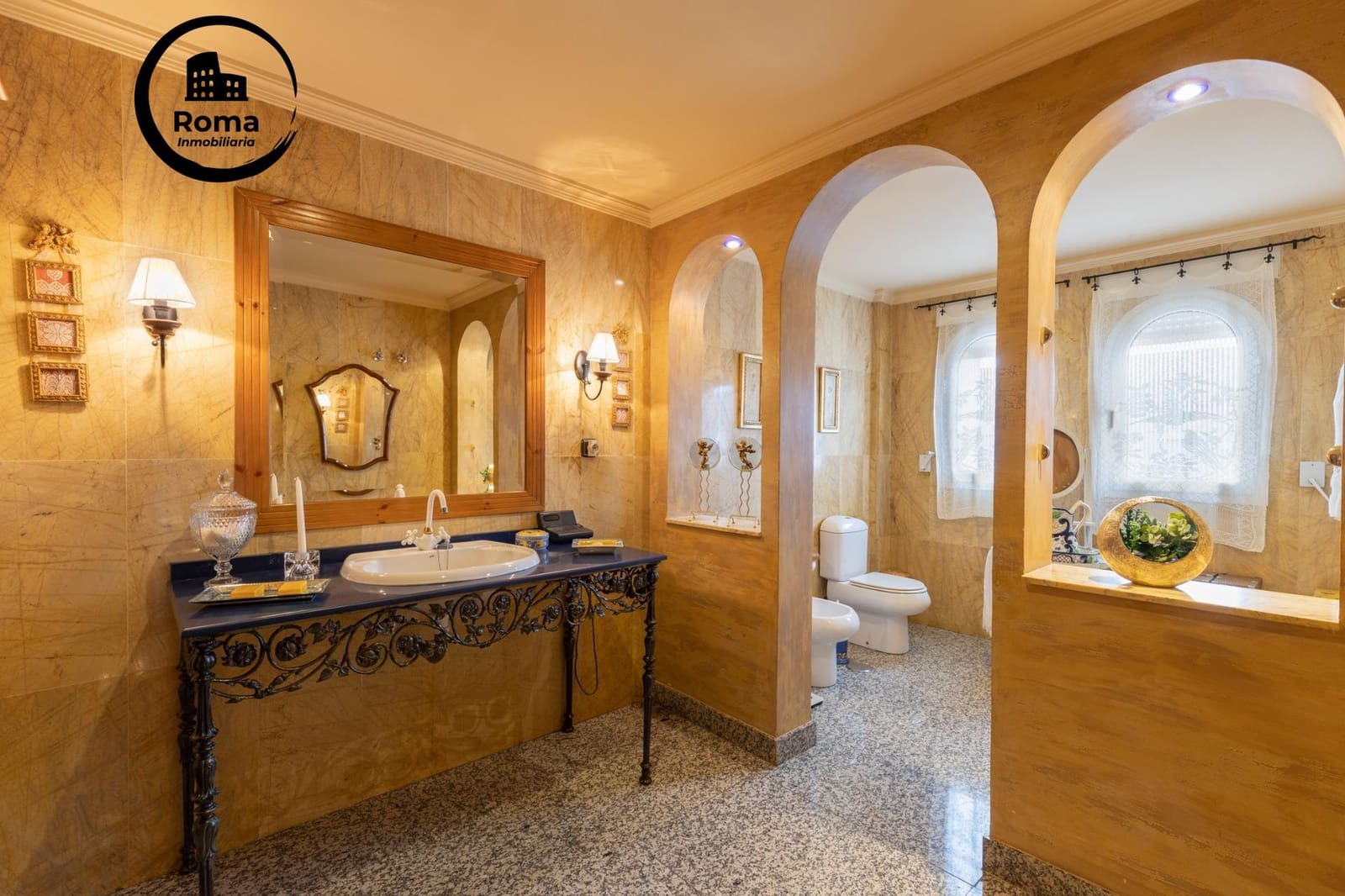 4 bedroom Villa for sale in Atarfe - € 380,000 (Ref: 9773219)